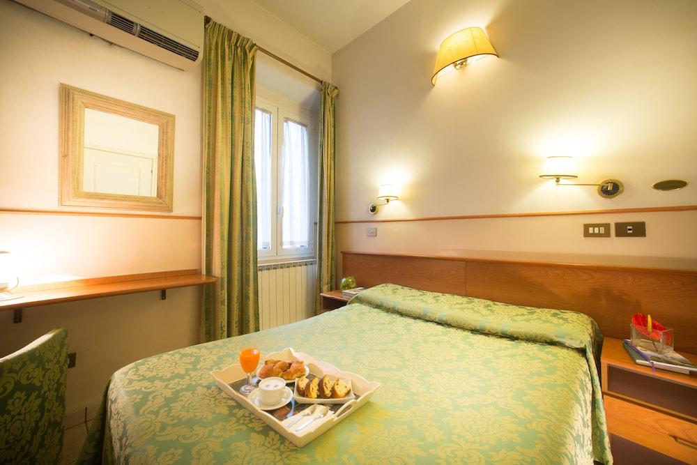 Hotel Montreal Florence Luaran gambar